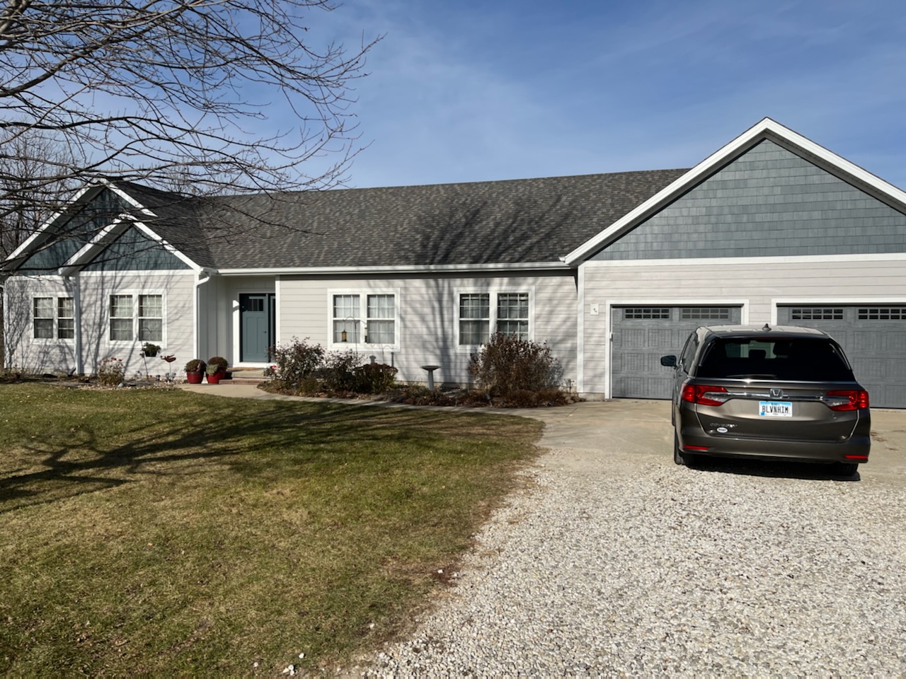 James Hardie’s Color Plus Pearl Gray siding